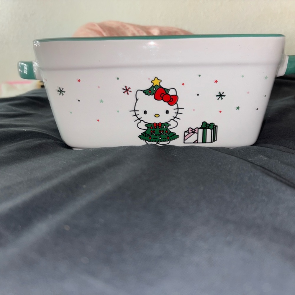 Hello kitty Christmas bakeware